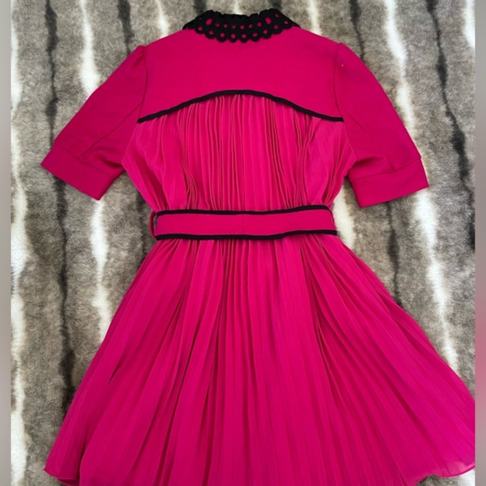 Vintage Elegant Pink Dress with Black Accents - Picture 3 of 8